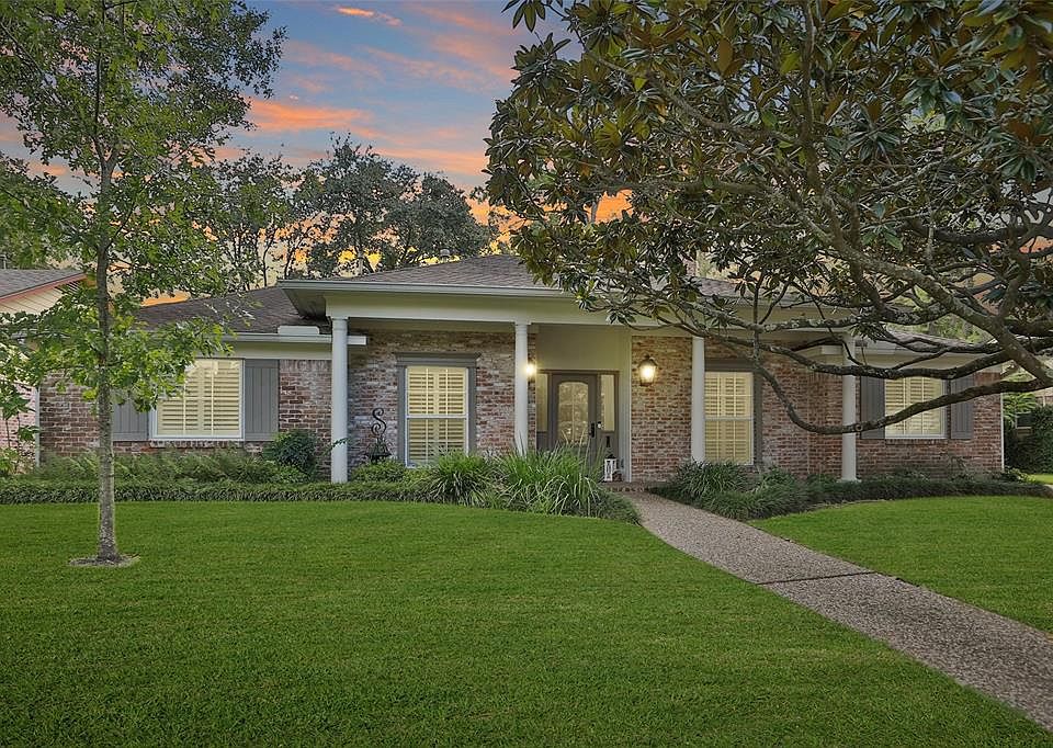 10007 Longmont Dr, Houston, TX 77042 | Zillow