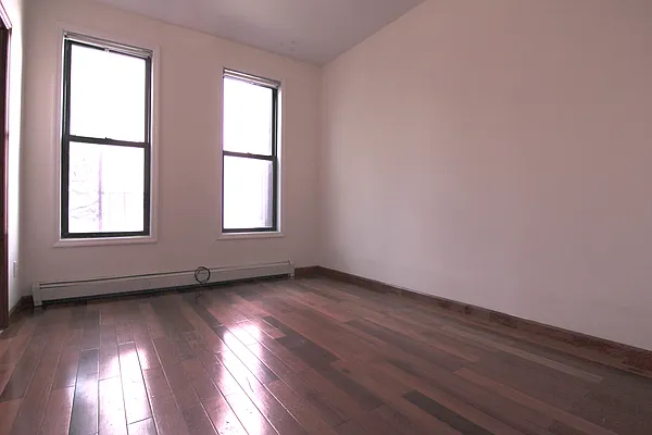 Rented by New Amsterdam Realty Group | media 14