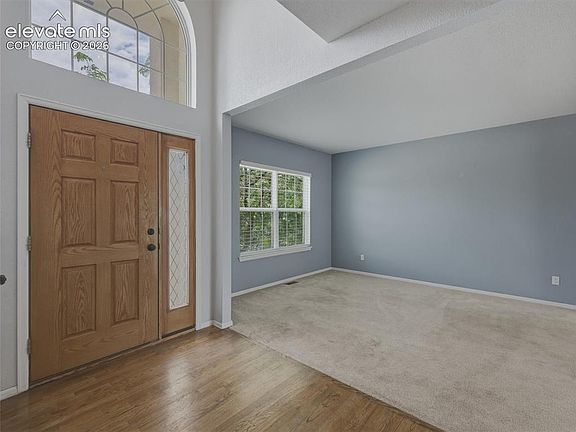 4th image of 745 Herbglen Ct