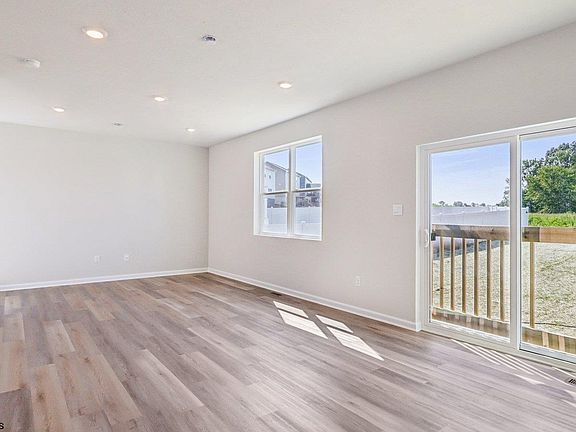 7th image of this home