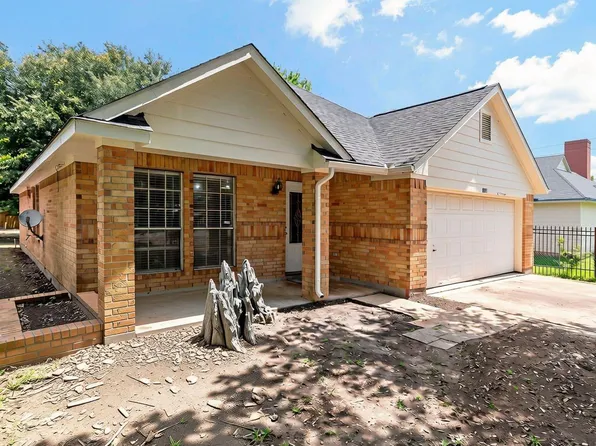 8003 Swiftwater Ln, Houston, TX 77075