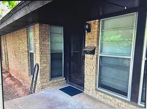 502 E Anna St Photo 1