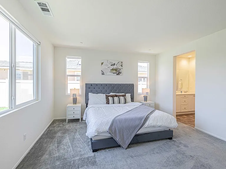 44149 Buckeye Ct — Photo 11