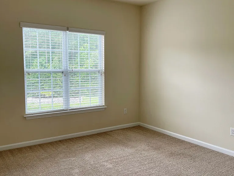Clairmont at Farmgate — Photo 116