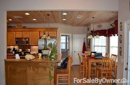 Kitchen Breakfast Nook : Custom Oak Cabinets