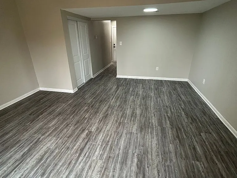 Deerridge Apartments — Photo 13