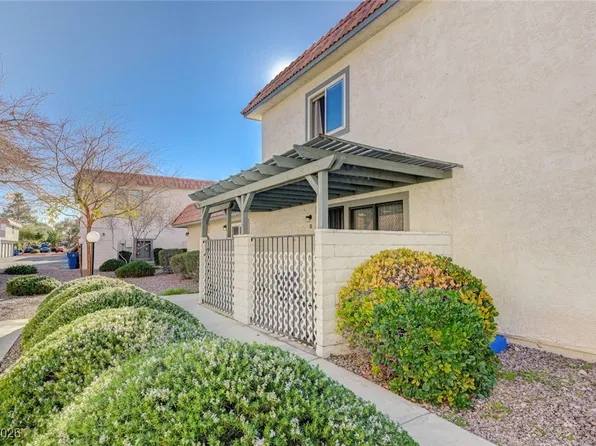 1016 Willow Tree Dr Unit B, Las Vegas, NV 89128