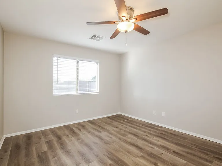 14973 W Port Au Prince Ln — Photo 8