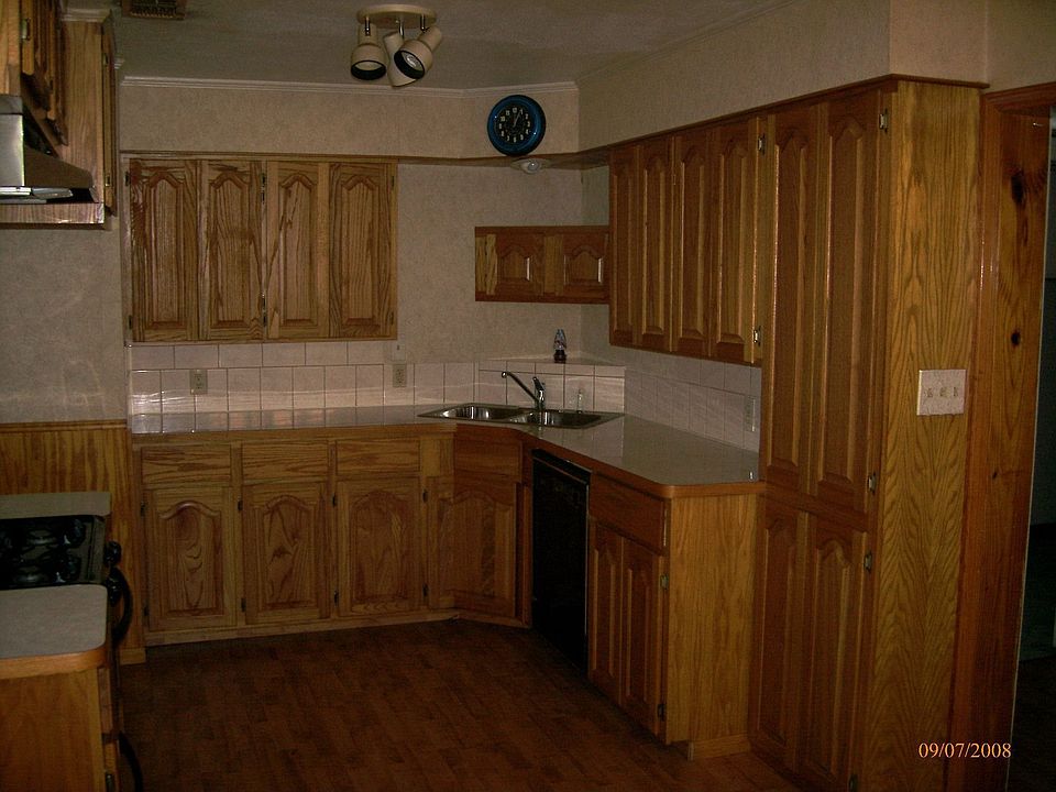 UPDATED KITCHEN 