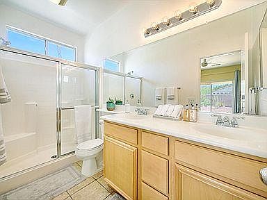 5th image of 755 Summit Dr