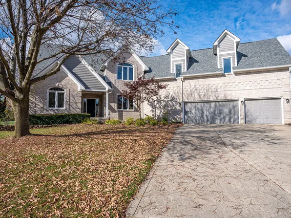 2602 Waldon Dr, Greenwood, IN 46143