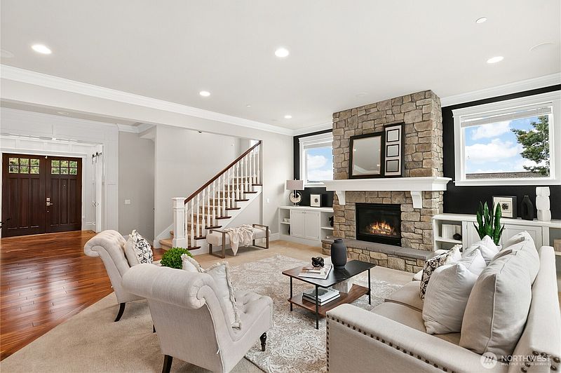5th image of 9831 NE 16th Street