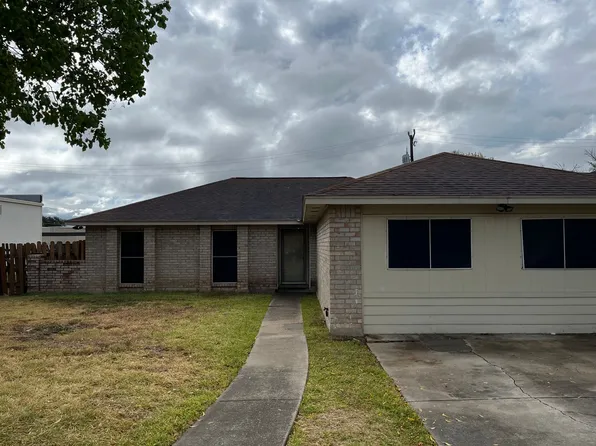 6522 Ridge Willow Dr, San Antonio, TX 78233