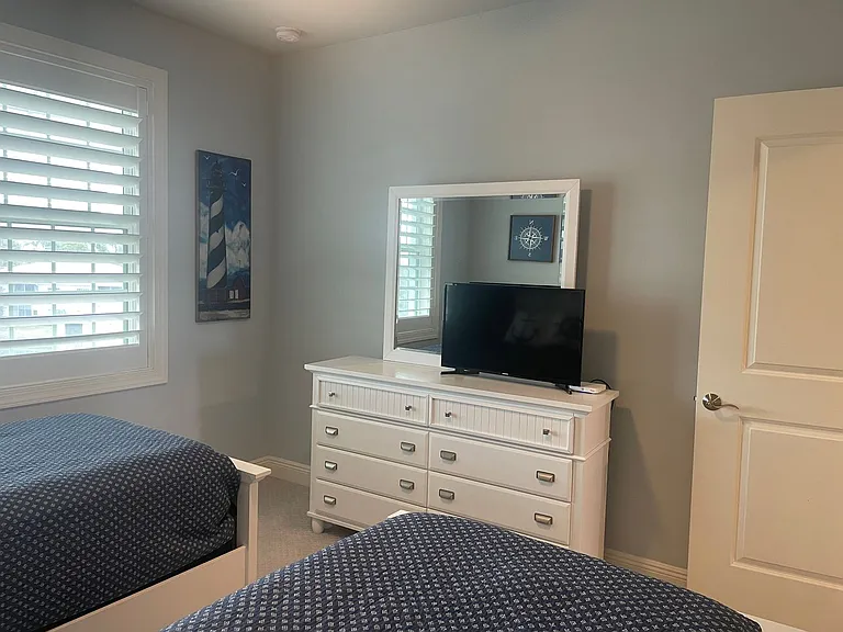 260 Hidden Bay Dr #401 — Photo 33