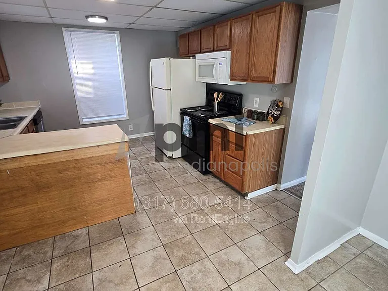 153 S Cypress Ave — Photo 11