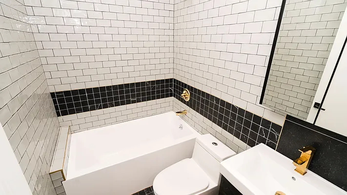 Rented by Nooklyn NYC LLC | media 5