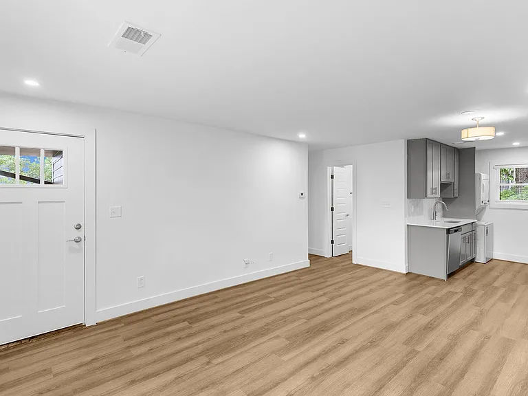 Patton Place — Photo 6