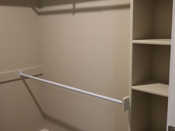 5th image of 235 Locust St #B