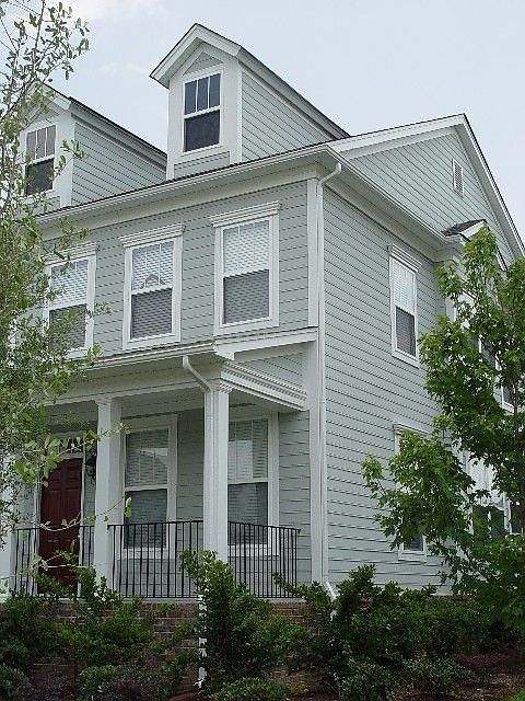 1st image of 1127 Thrower St