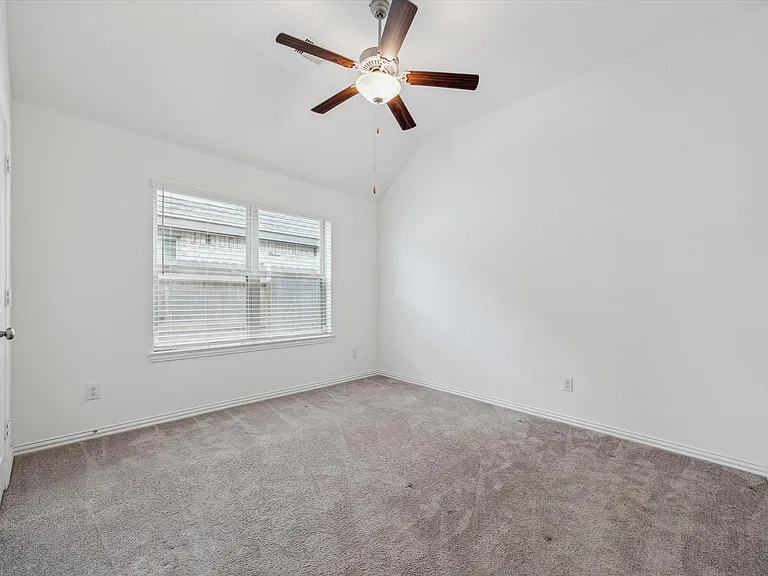 4838 Albany Ridge Ln — Photo 16