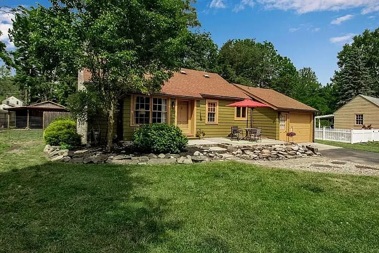 4440 Harris Hill Rd — Photo 5