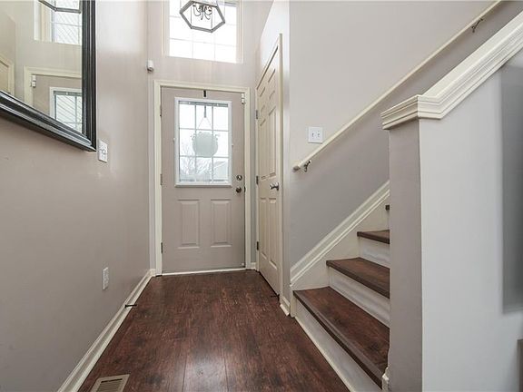 4th image of 29022 Pembrooke Blvd