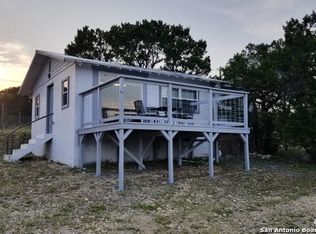 560 Mountain Dr #29, Pipe Creek, TX 78063