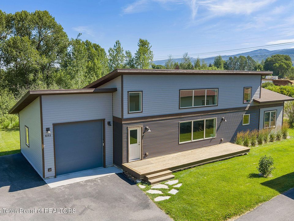 1st image of 8253 Poppy Ln