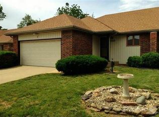 3150 S Sagamont Ave, Springfield, MO 65807