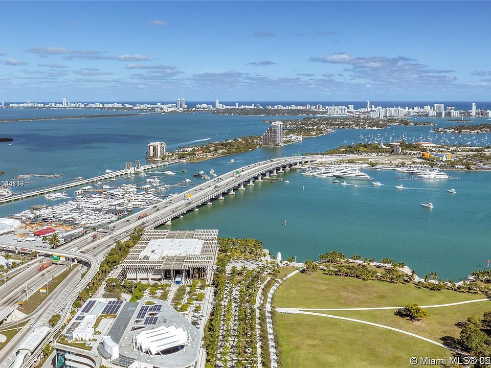 1st image of 900 Biscayne Blvd APT 5208