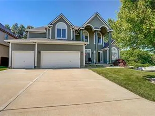 25205 E 30th Ter S, Blue Springs, MO 64015