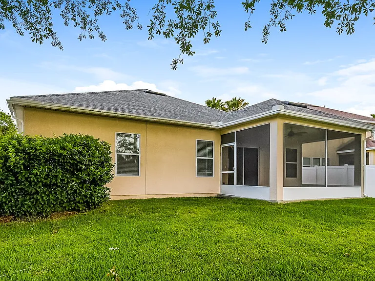 2325 Creekfront Dr — Photo 19