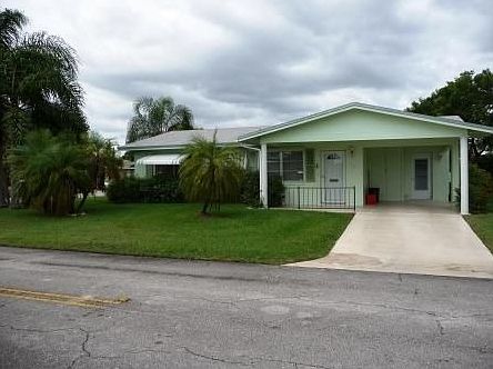 1st image of 4401 NW 44th Ave