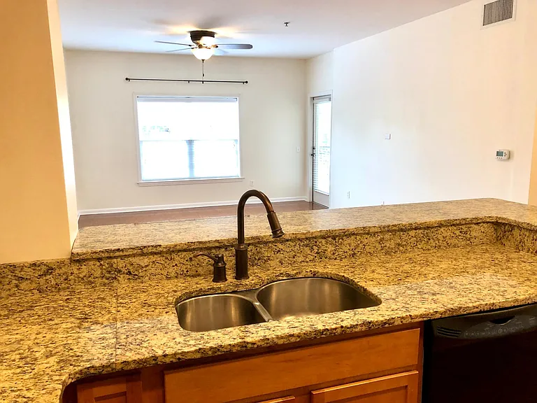 665 Tennessee St #202 — Photo 24