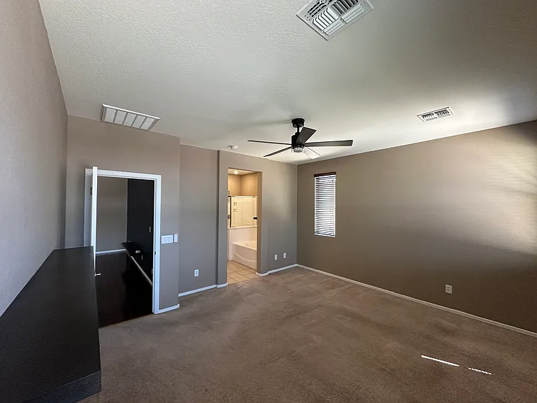 16105 W Almeria Rd — Photo 6