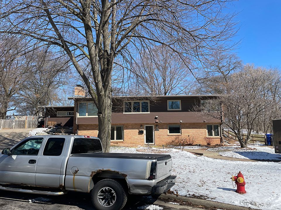 1st image of 2091 California Ave E