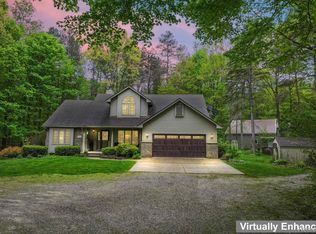 1104 S Wilder Rd, Lapeer, MI 48446