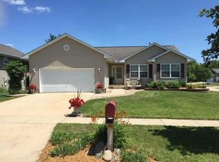 3519 Remington St SW, Cedar Rapids, IA 52404