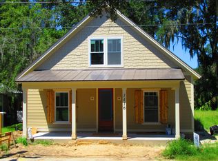 1416 Pigeon Point Rd, Beaufort, SC 29902