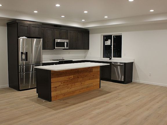 3rd image of 1548 Kyliesueroo Ct
