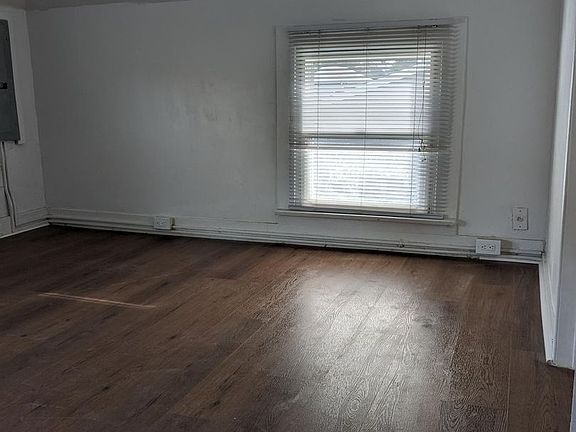 4th image of 519 N J St #B