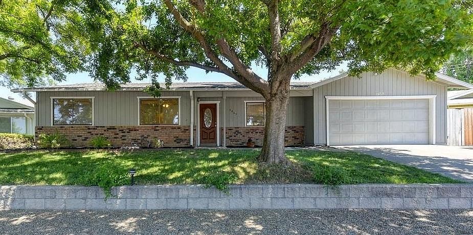 1st image of 3465 Margaret Dr