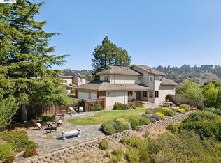 5028 Crystal Ridge Ct, Oakland, CA 94605