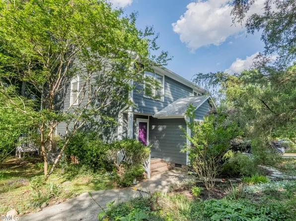 2226 Pathway Dr, Chapel Hill, NC 27516