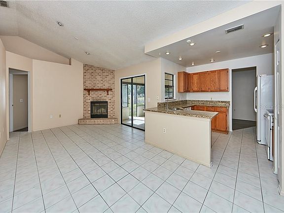 5th image of 2781 Maldive Ct