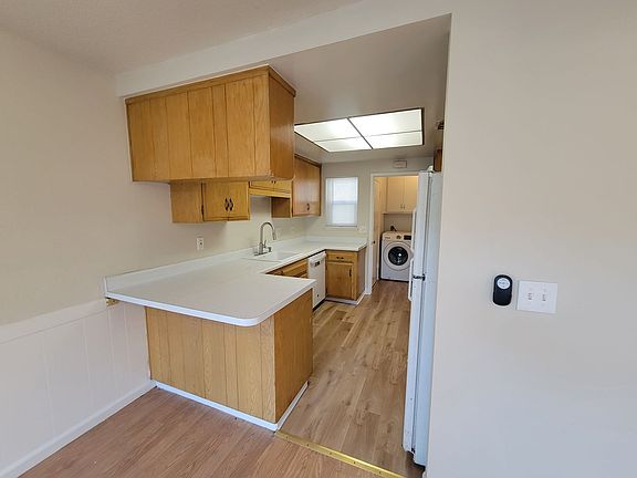 4th image of 624-626 Vasona Ter #624