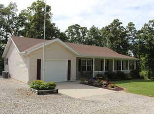 85 Oak Crest Dr, Marshfield, MO 65706