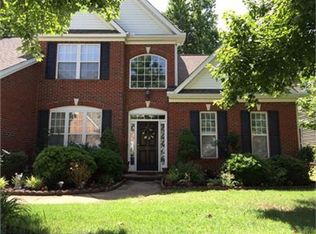 15 Saybrook Rd, Simpsonville, SC 29681