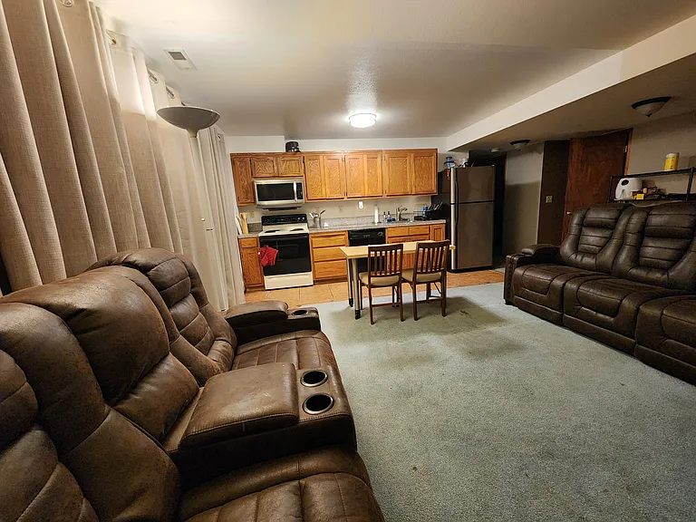 4 comfortable recliners
