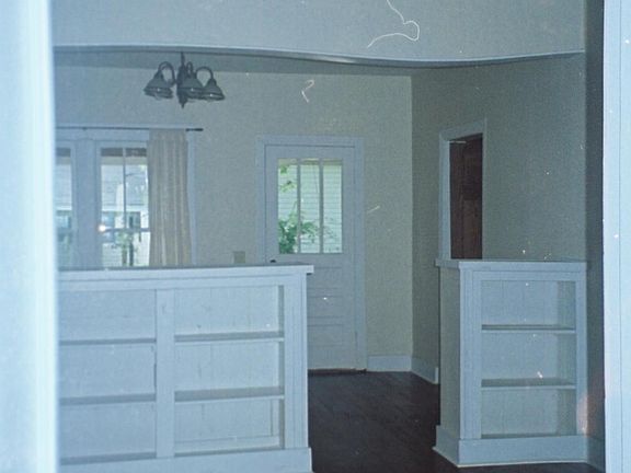 4th image of 414 W Main St